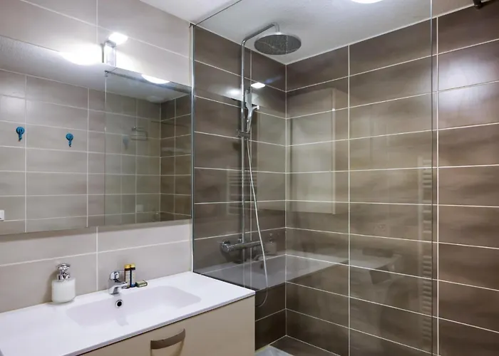 La Terrasse Tapaja Vue Conciergeriedamecarcas *